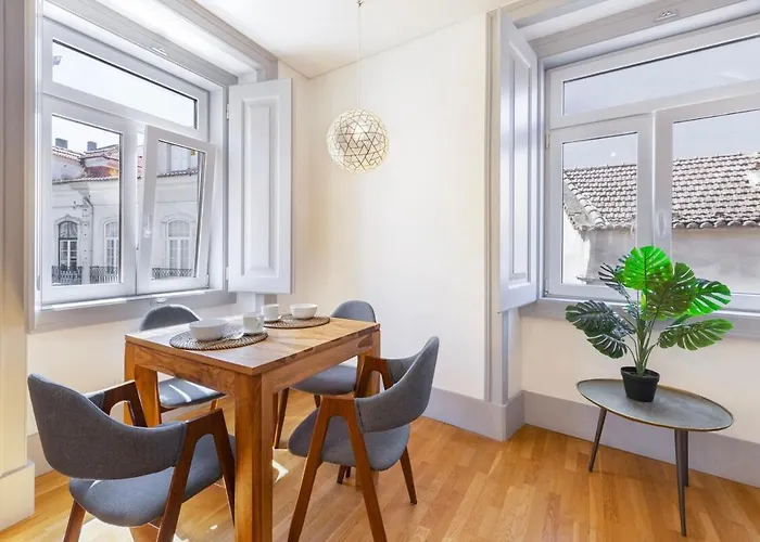 Colosseum Building - Sigma Apartment