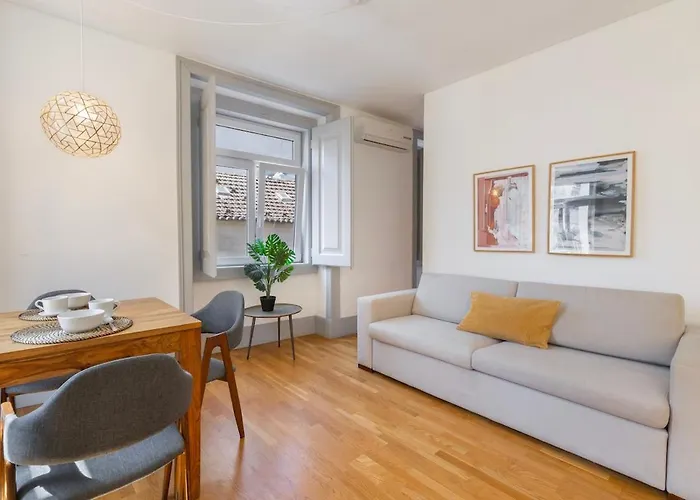 Colosseum Building - Sigma Apartment *